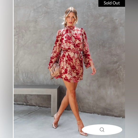 Vici Calgary Floral Tie Dress - Picture 4 of 9